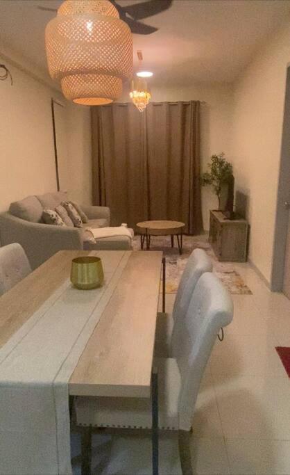 Orked Vanda, 3 Bedroom Apartment, Seaview Netflixwifiyoutube Kuala Terengganu Dış mekan fotoğraf
